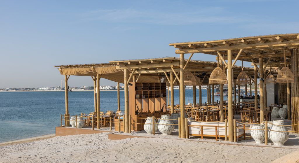 Laguna Beach Taverna Sofitel Dubai The Palm Restaurant de plage